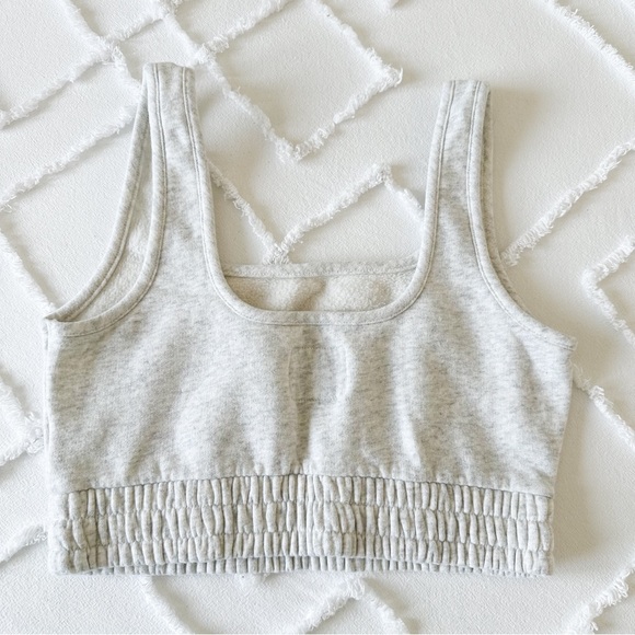 Abercrombie bundle crop top and shorts - Picture 5 of 10